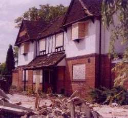 Demolition of Anchor July 2000